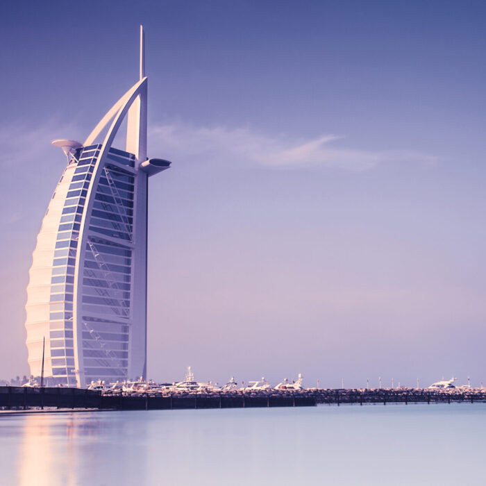 블루오션 중동 시장 진출 uae 프리존 선택 방법